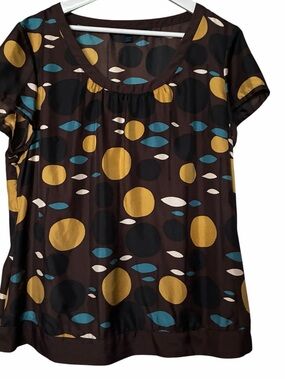 Boden 100% Silk Short-Sleeve Scoop Neck Top in Brown Multi Dot Print